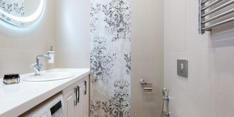 What Color to Paint Bathroom Cabinets