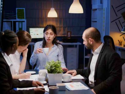 The Strategic Advantage of Working With an Executive Search Firm
